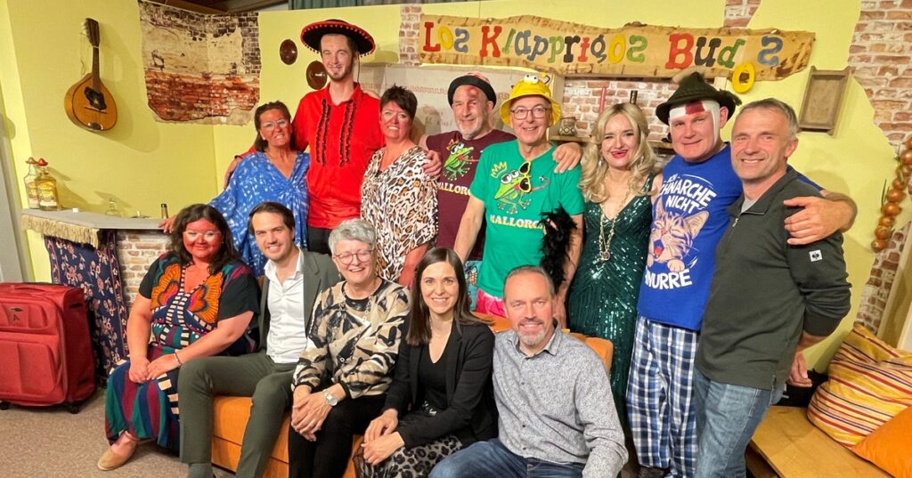 Theatergruppe Reisach begeistert mit humorvoller Auff&uuml;hrung