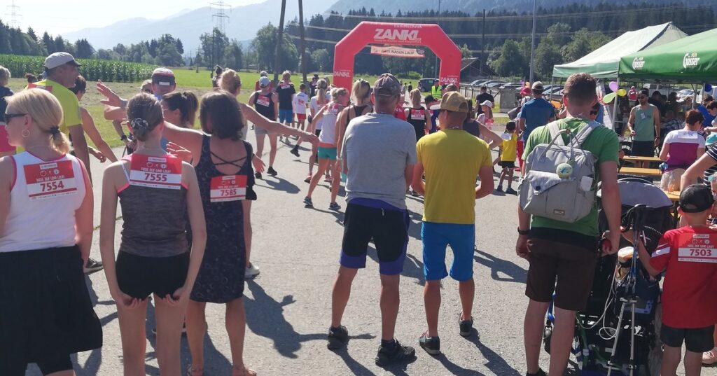 Erster Rote Nasen Lauf in Kirchbach